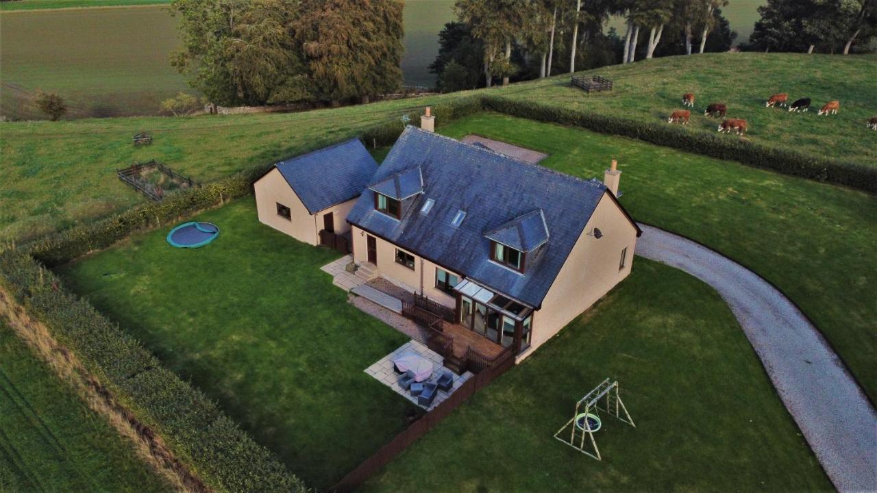 Hen Pen Villa Montrose Exterior photo